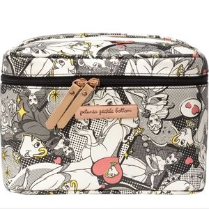 Petunia pickle bottom